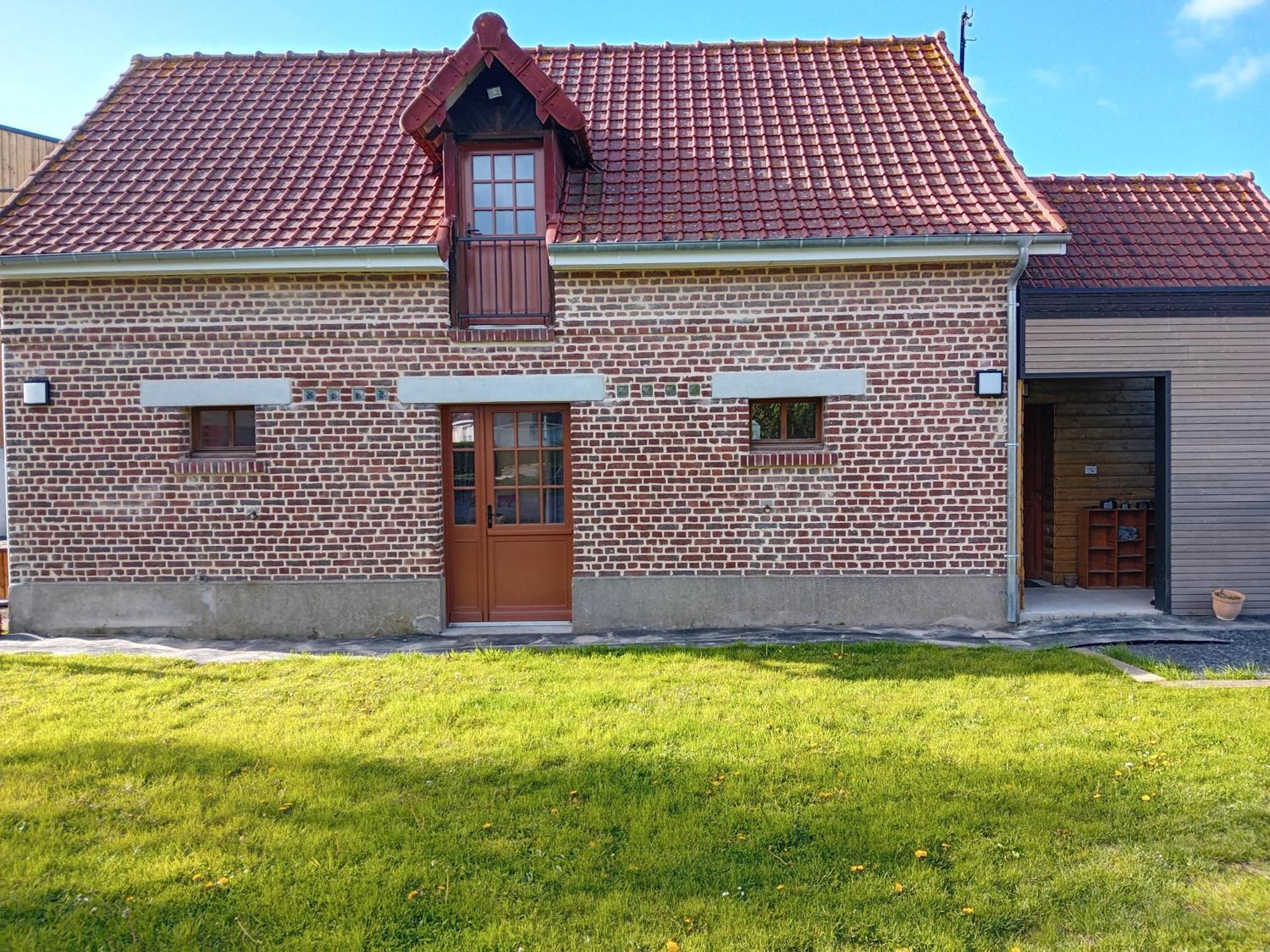 Gite Ferme Du Marronnier Derchigny Exterior photo